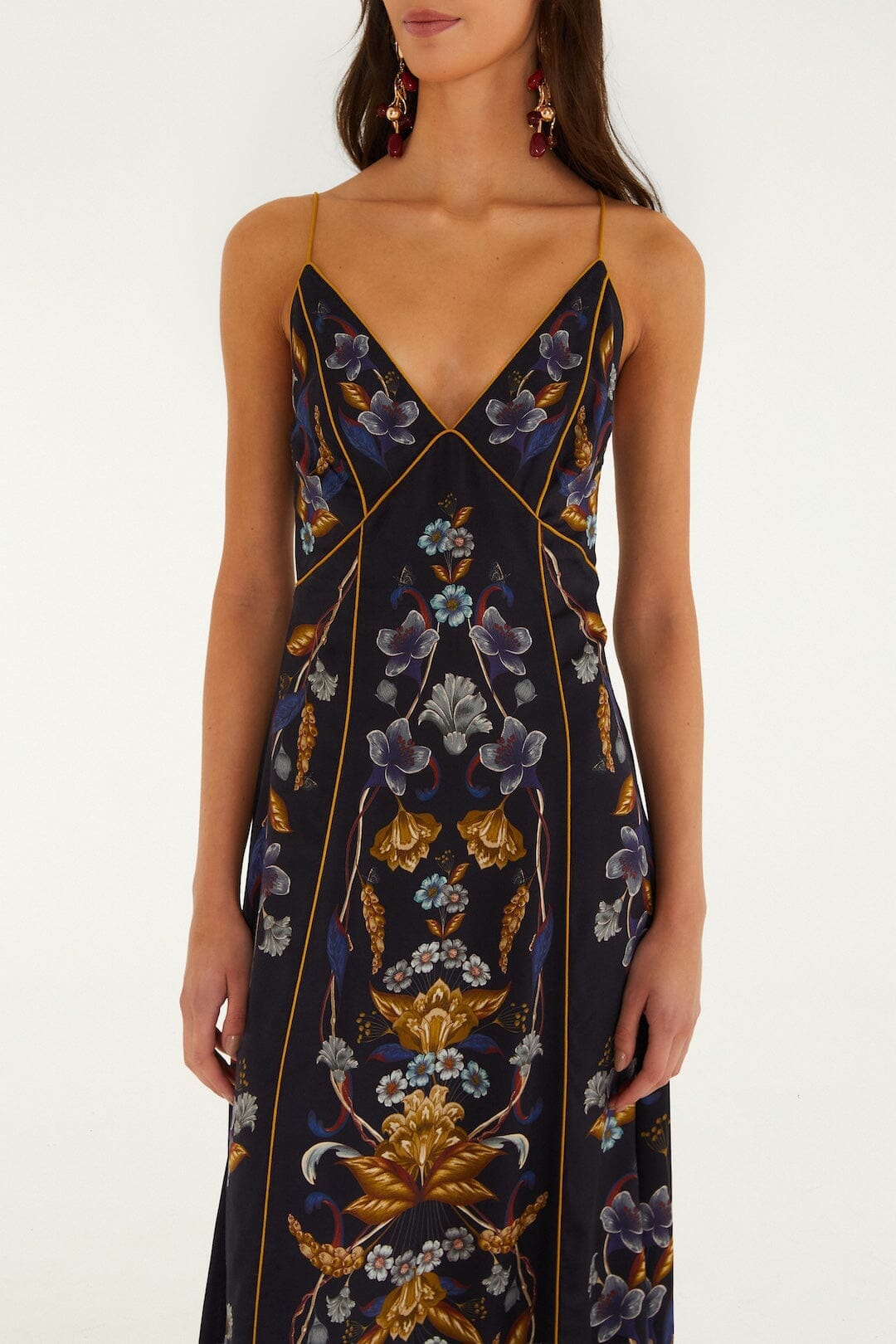 Maxi vestido lencero Golden Nature con tirantes ajustables