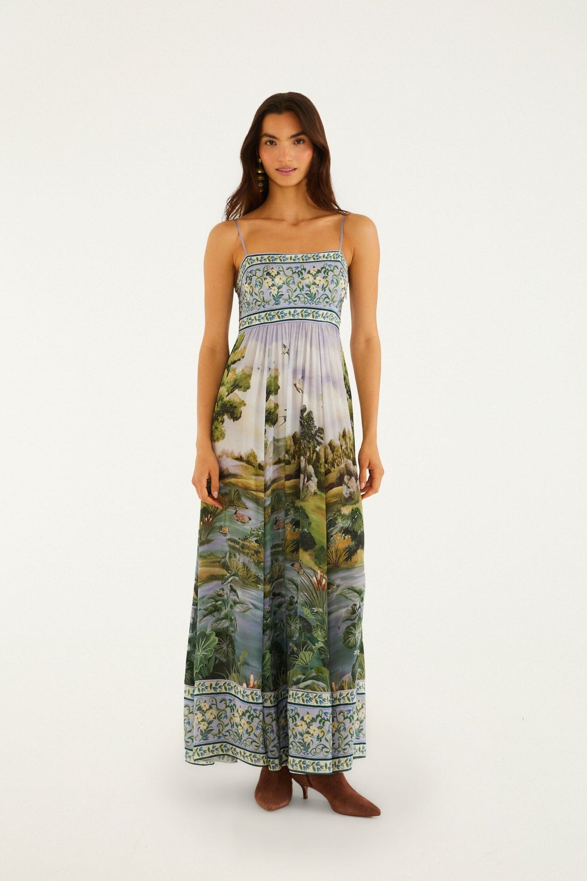 Maxi Vestido Countryside Landscape Multicolor con Tirantes Ajustables