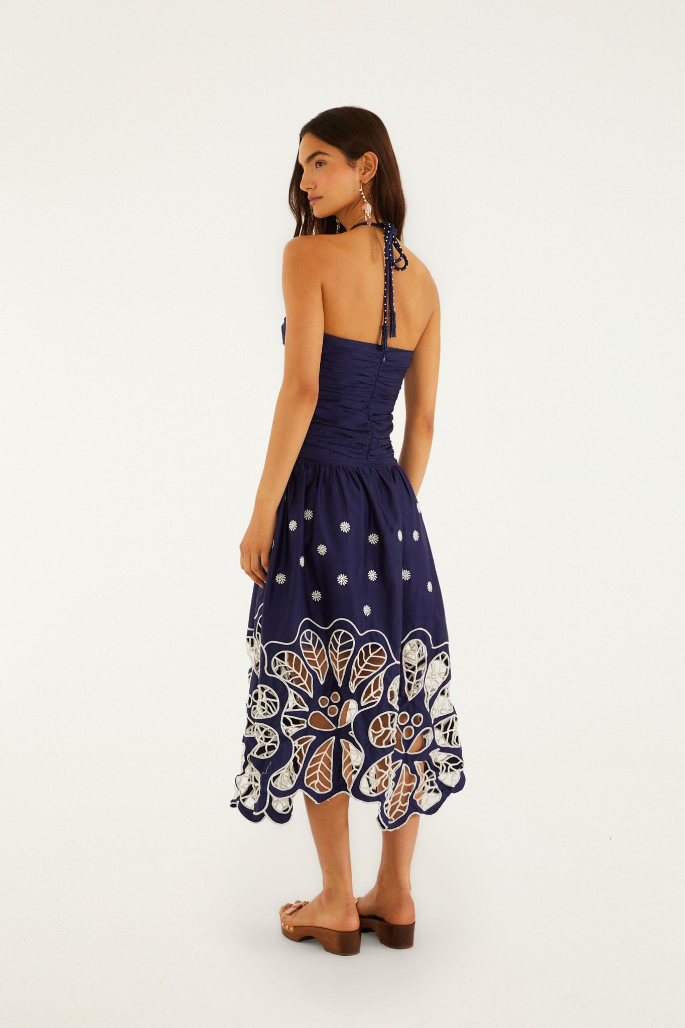 Vestido Midi Azul Marino Bordado Richelieu