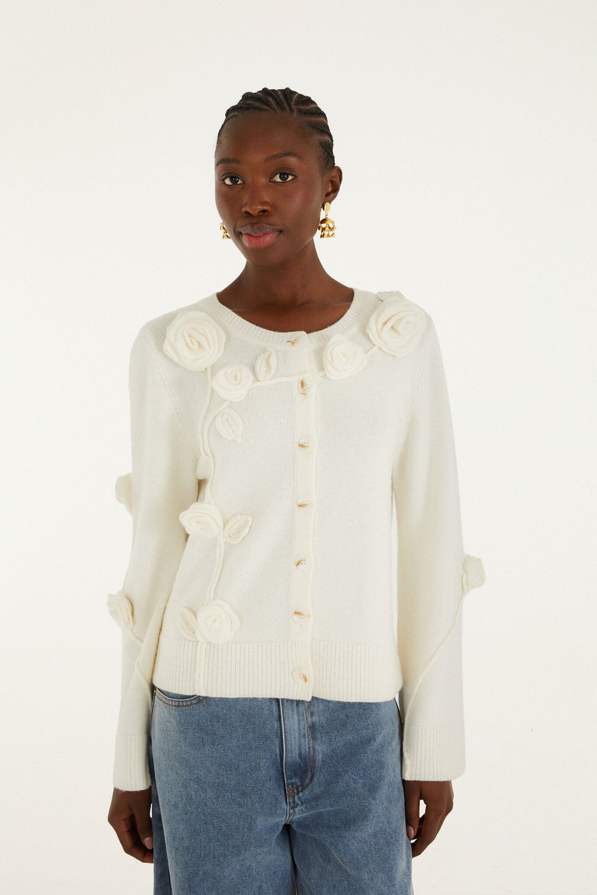 Cardigan Tejido Blanco Hueso con Flores 3D y Botones