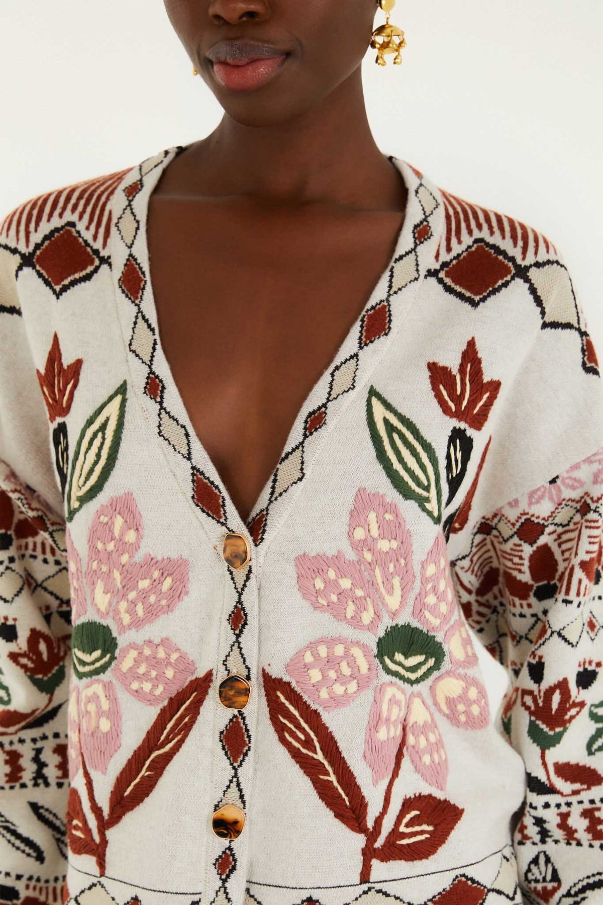 Cardigan Tejido Ainika Blanco Hueso con Flor Bordada