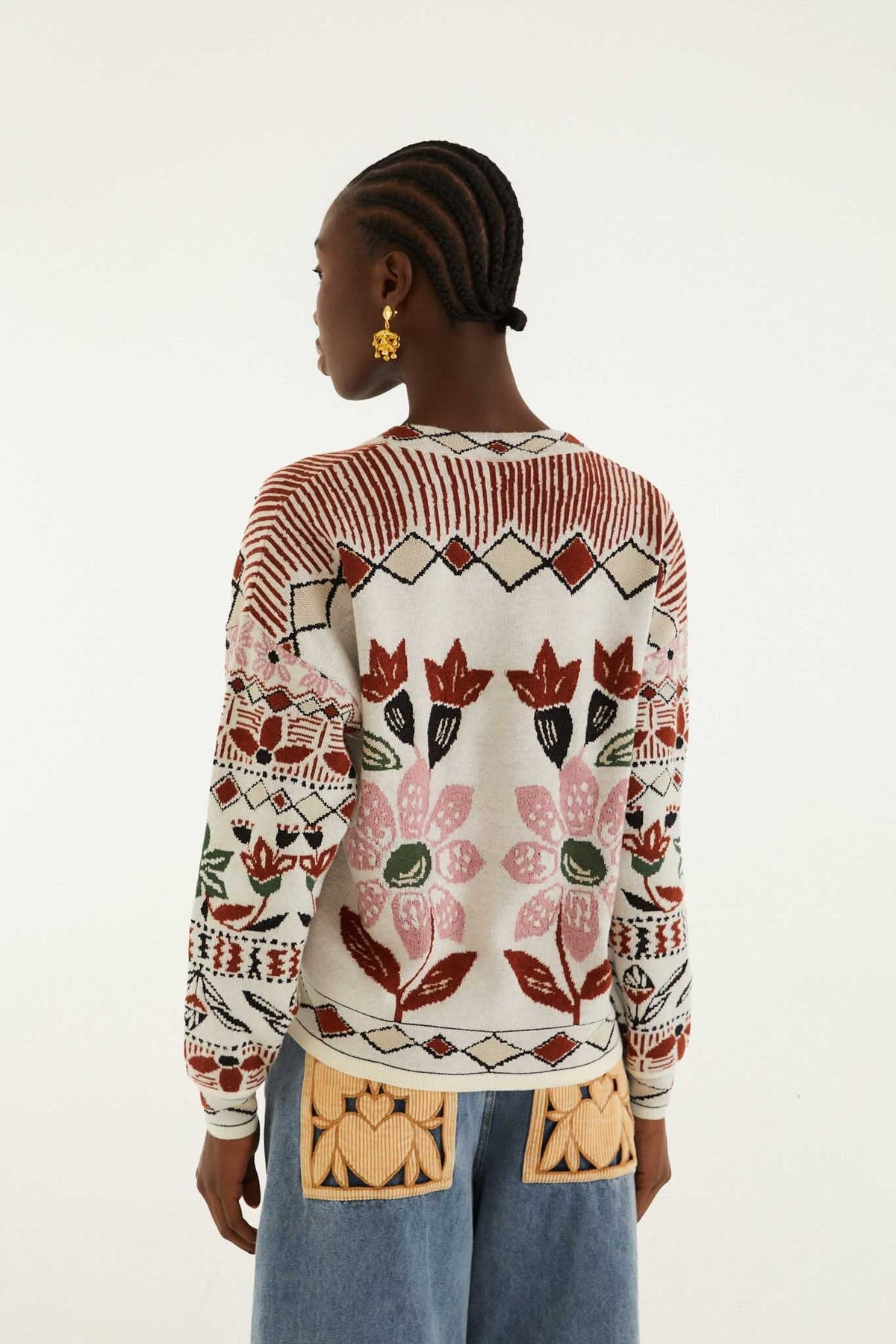 Cardigan Tejido Ainika Blanco Hueso con Flor Bordada