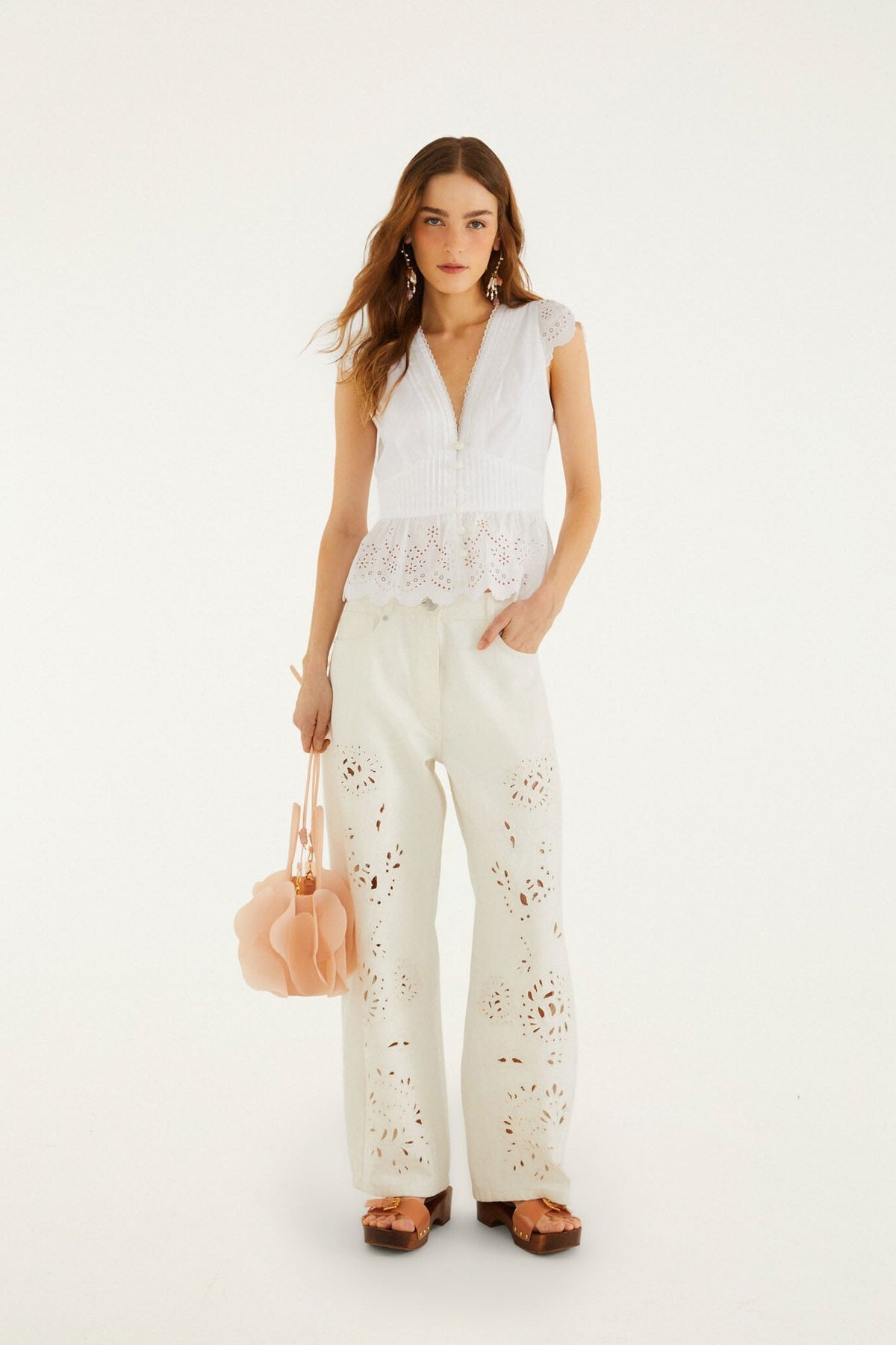 Blusa de Encaje Bordado Blanco Hueso