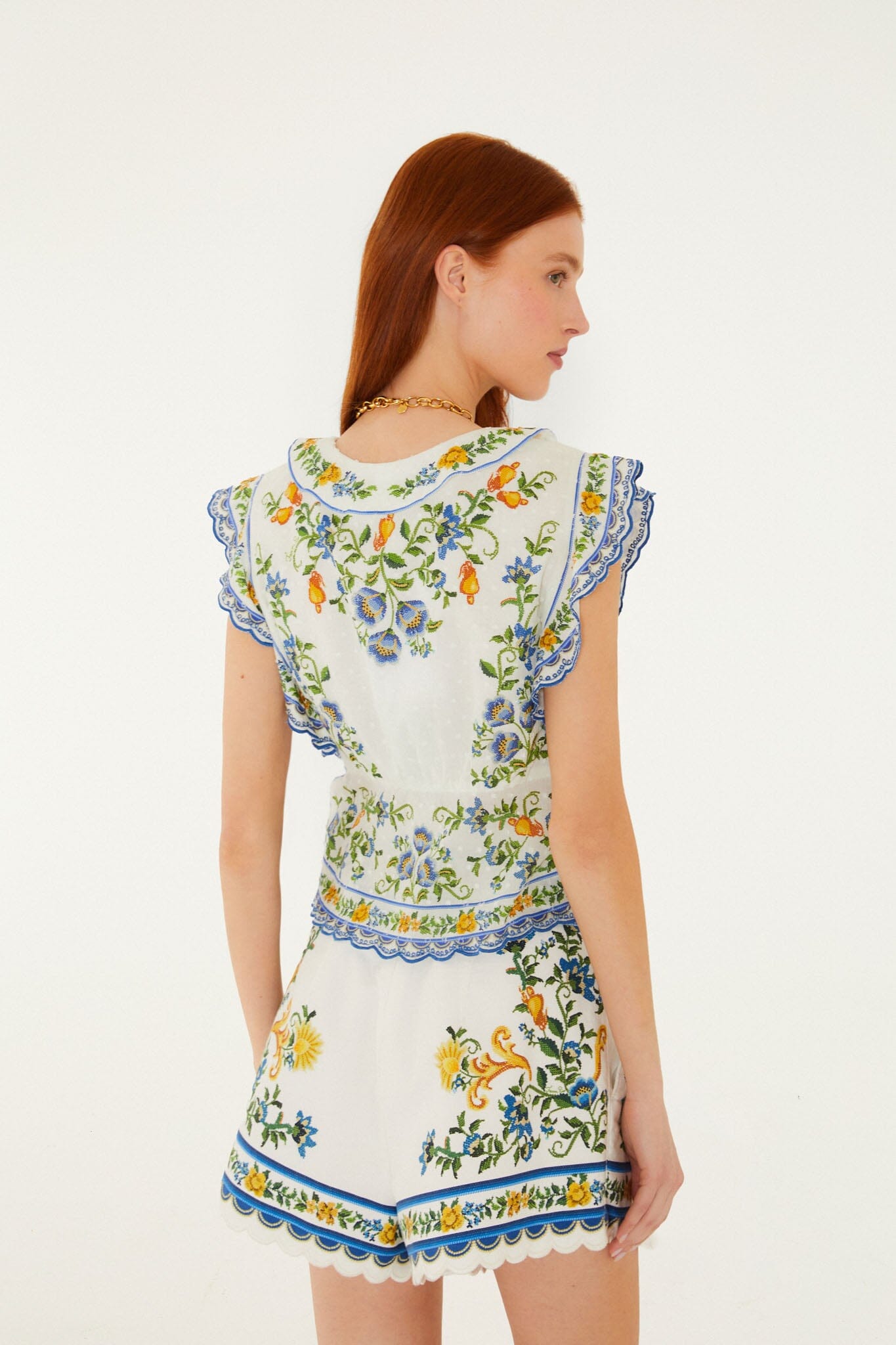 Short Blanco Hueso Emily Floral Tapestry con Cinturón