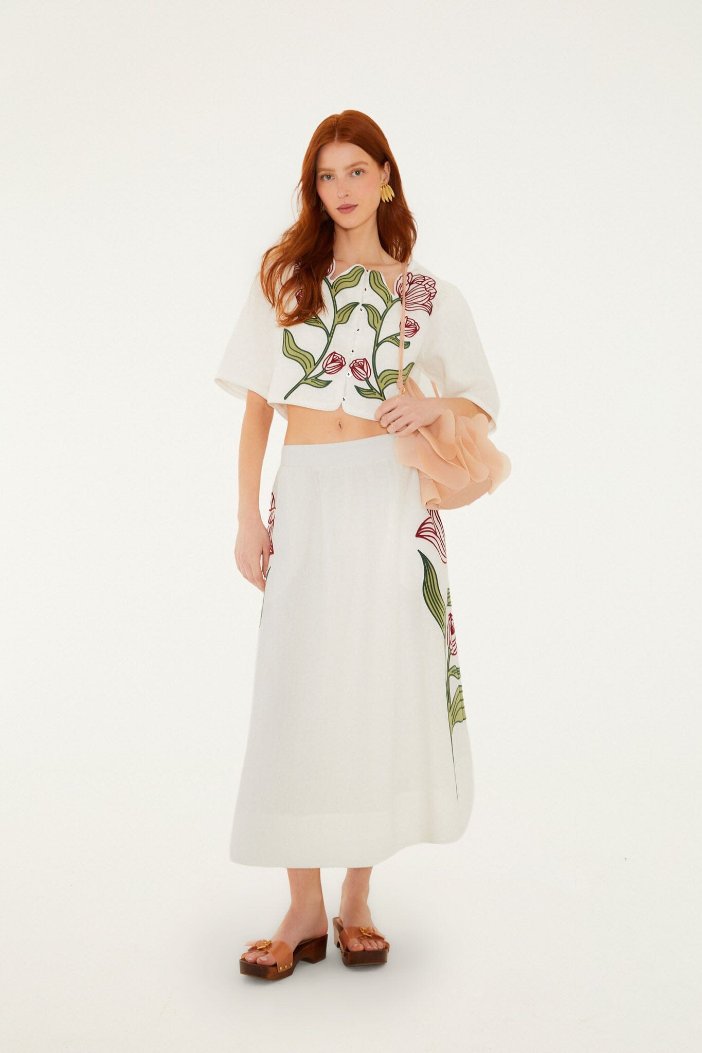 Falda Midi Blanco Hueso Bordada con Flores