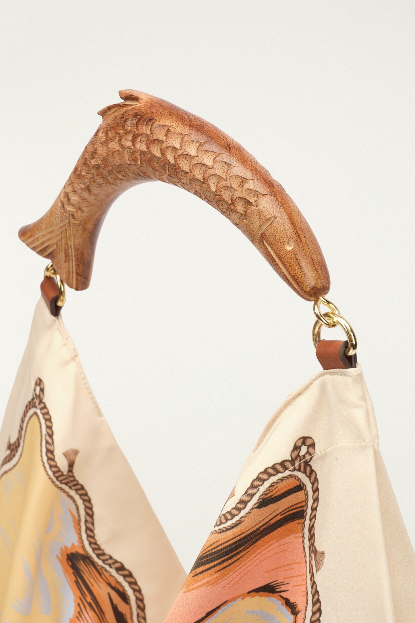 Bolsa Scarf Bag Pequeña de Satín Blanco Hueso con Paisaje