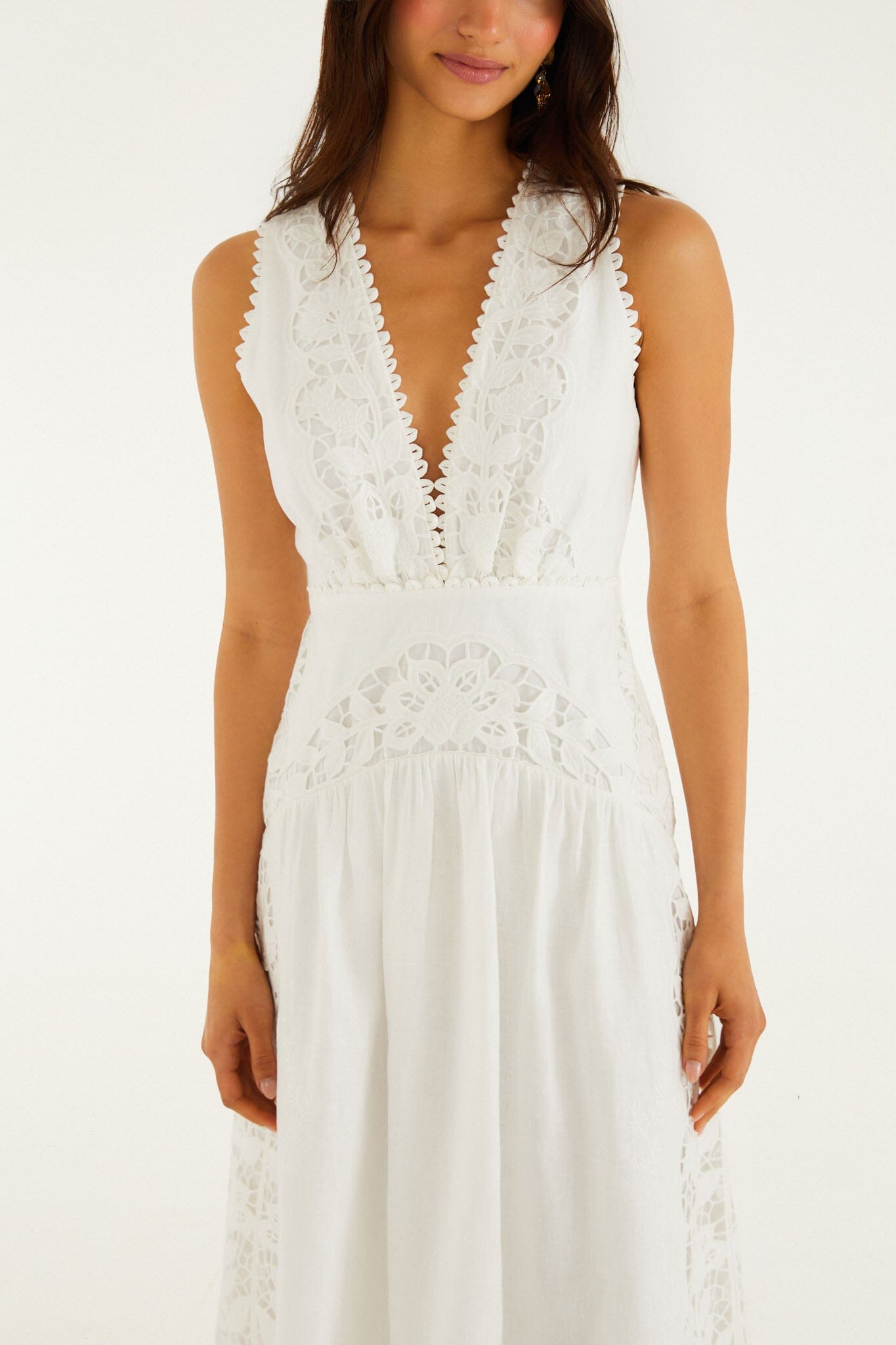 Vestido Midi Blanco Hueso Richelieu con Escote en V sin Mangas