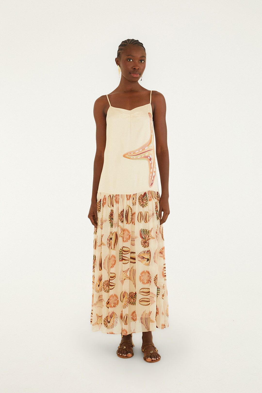 Maxi Vestido Marine Shells Arena con Tablones y Sin Mangas