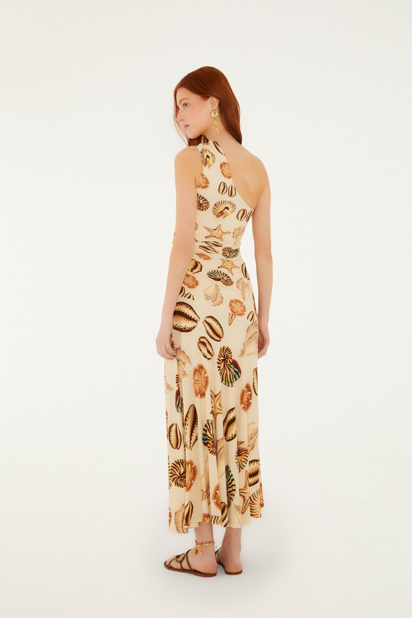 Maxi Vestido Marine Shells Arena con Borla y Un Solo Hombro