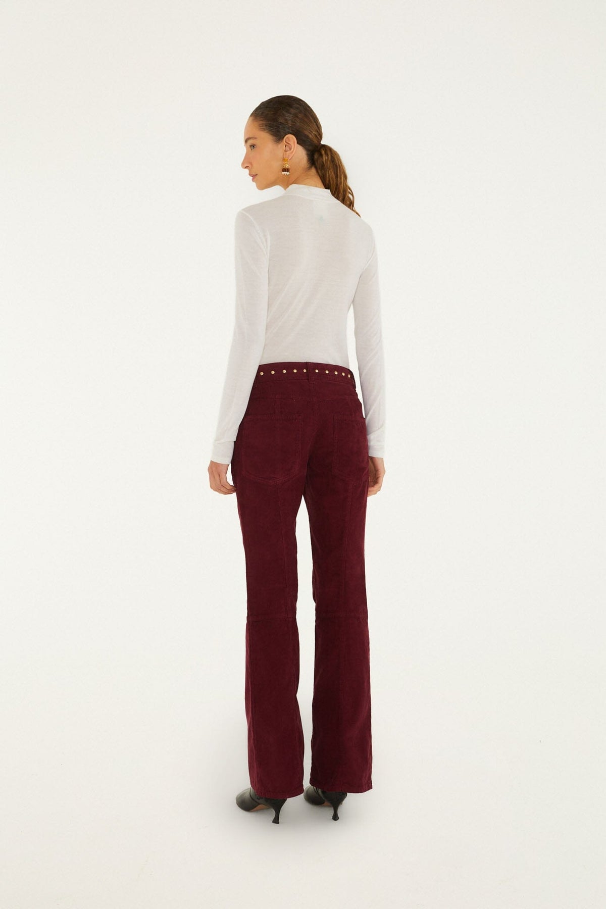 Pantalón de Pana con Tachuelas
