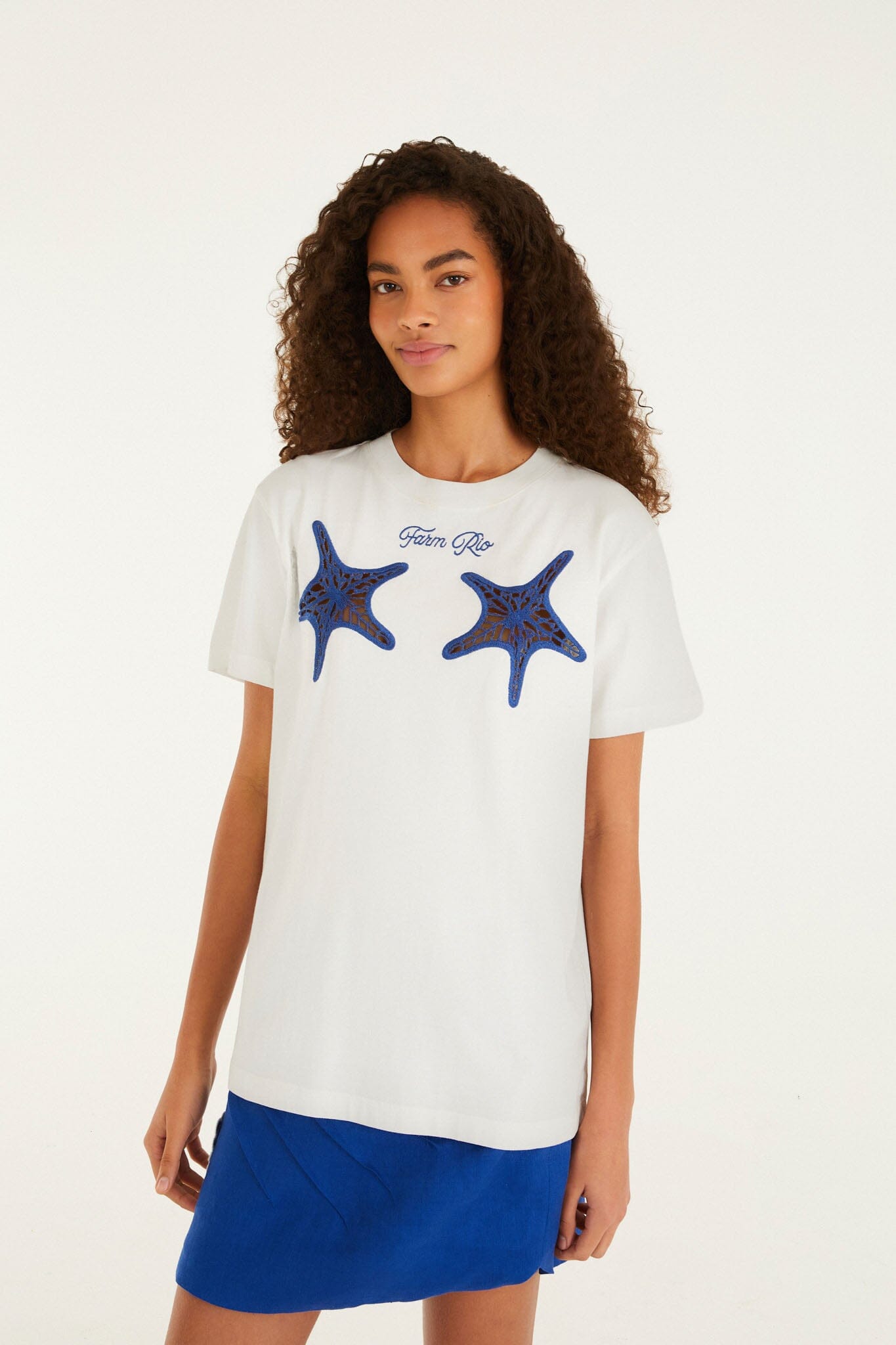 Playera Blanca Farm Rio Estrella de Mar con Abertura